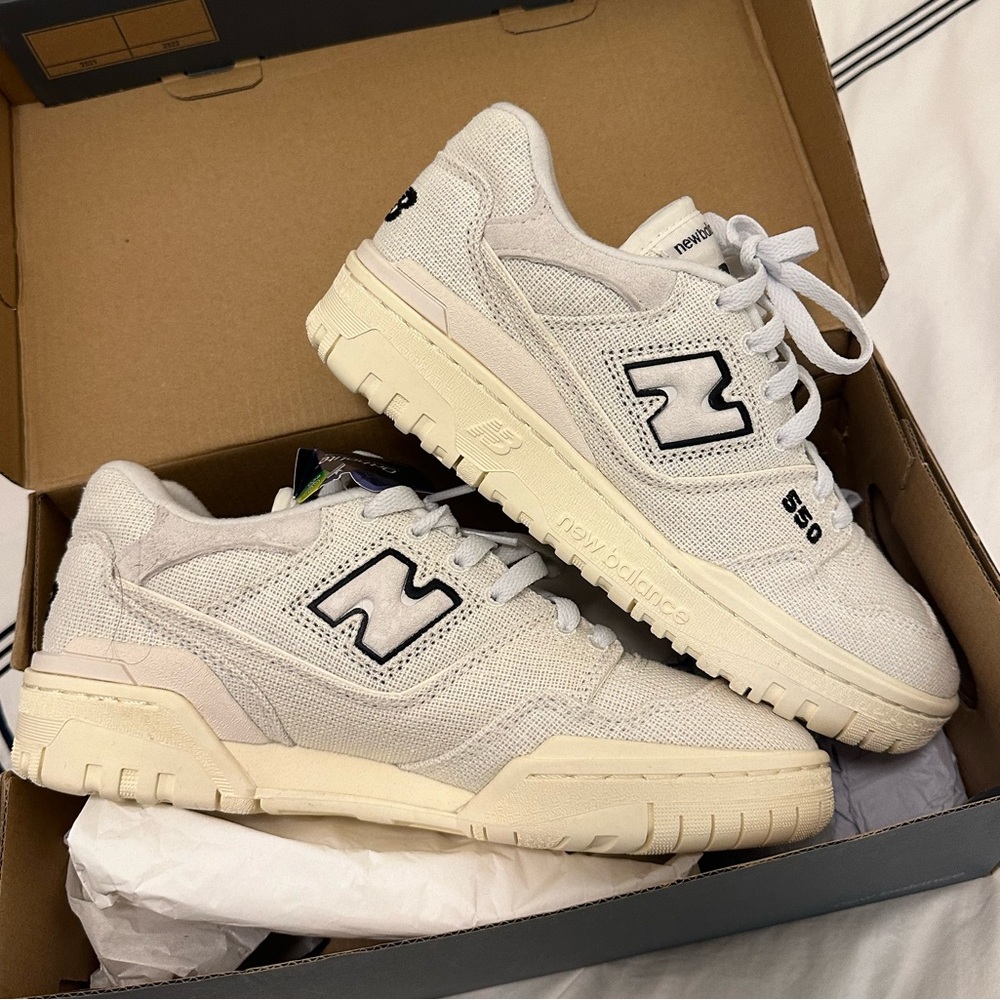 New Balance 550. BRAND NEW! Never worn